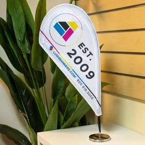 1Mini Tabletop Teardrop Feather Image