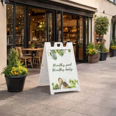 Restaurant & Café Sidewalk Marketing